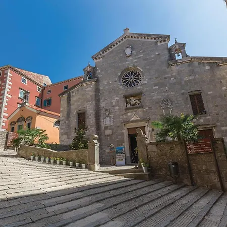 Awesome In With Sauna * Labin (Istria)